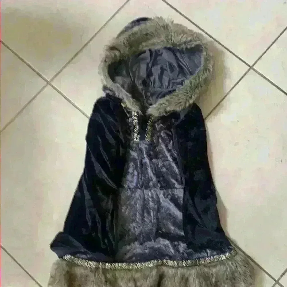 Halloween costume Kids size 12/14